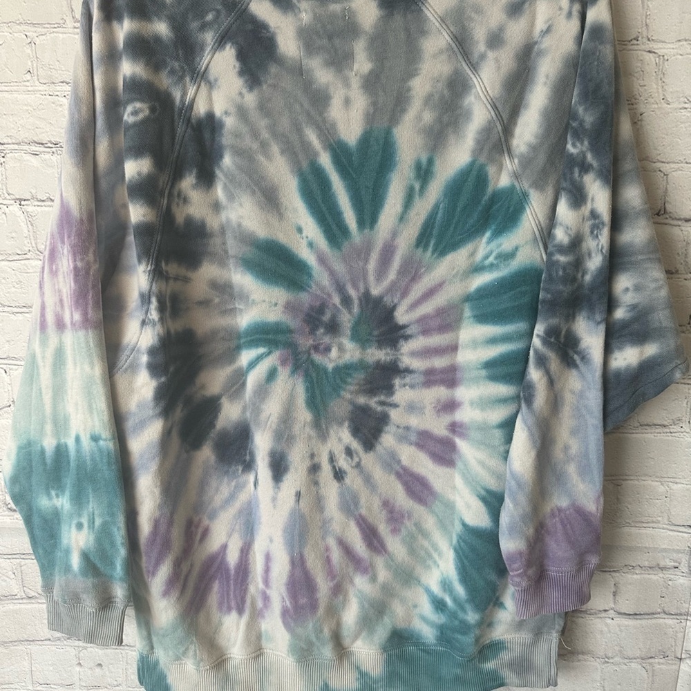 American Eagle Tie-Dye Sweatshirt - Picture 4 of 4